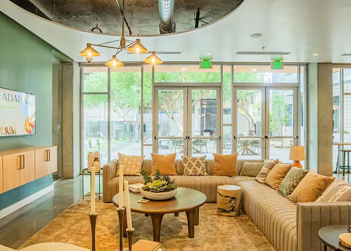 Appartamento Dt Phx Getaway With Balcony Gym Pool Parking Phoenix